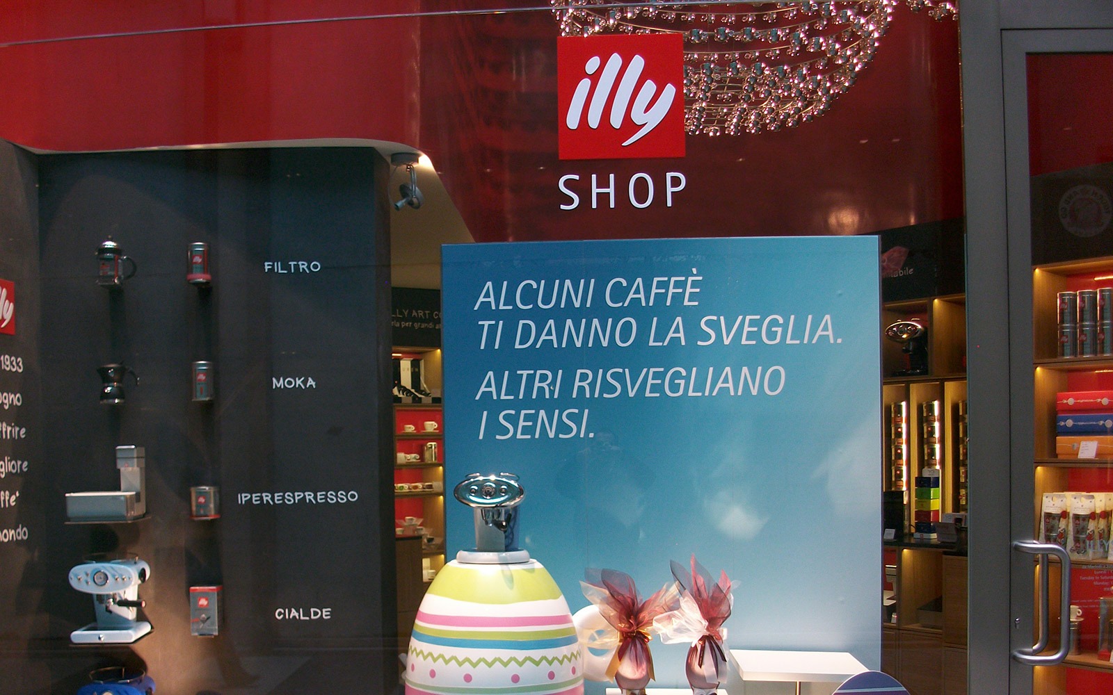 Vetrine illyshop Milano